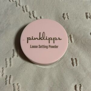Pinklipps loose setting powder- NEW